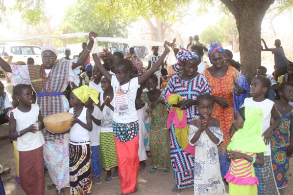 Fourniture en eau potable : Thérèse Faye Diouf réceptionne des bornes fontaines dans 6 villages de sa commune