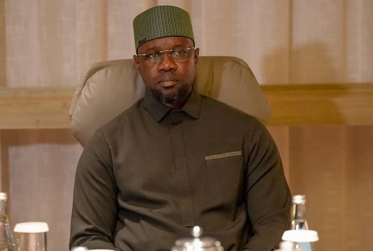 Photos/ Visite en Chine: Le  Premier ministre Ousmane Sonko a reçu à Tianjin, des responsables de la China Communications Construction Company, ce mardi