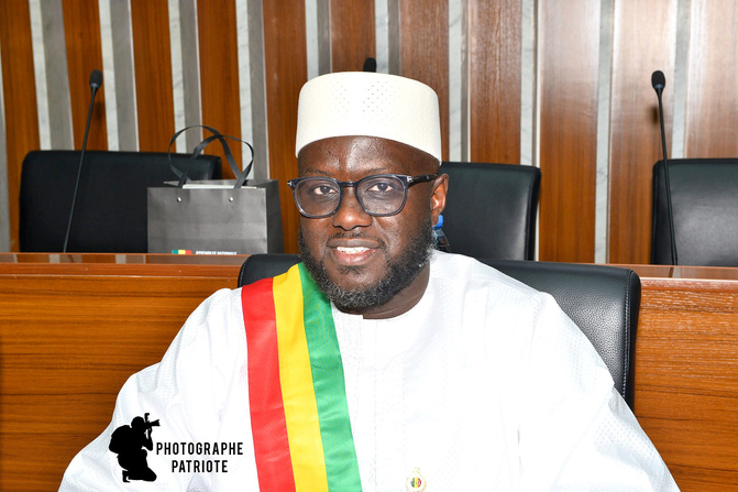 Clôture de la session parlementaire : l’Assemblée nationale présente ses réformes majeures sous la présidence d’El Malick Ndiaye