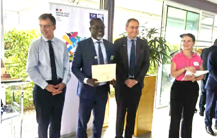 Mamadou Mouth Bane certifié par l’IHEDN à Paris : Une reconnaissance de l’expertise sénégalaise en sécurité Mamadou Mouth Bane certifié par l’IHEDN à Paris : Une reconnaissance de l’expertise sénégalaise en sécurité