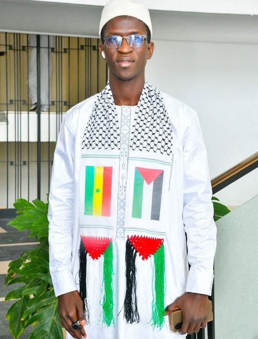 Polémique sur le port de l’écharpe palestinienne à l’Assemblée nationale : Le député Saliou Ndione précise sa position