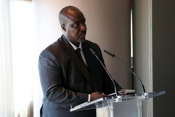 Visite de travail à Séville : le Président Diomaye Faye initie un nouveau pacte avec les sénégalais d’Espagne. (Par Momar Dieng Diop). Visite de travail à Séville : le Président Diomaye Faye initie un nouveau pacte avec les sénégalais d’Espagne. (Par Momar Dieng Diop).