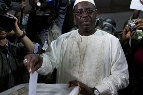 Machiavélisme ou Mackysme : le génie politique du Président Sall, les péripéties d'une farce vers un semblant de consultation