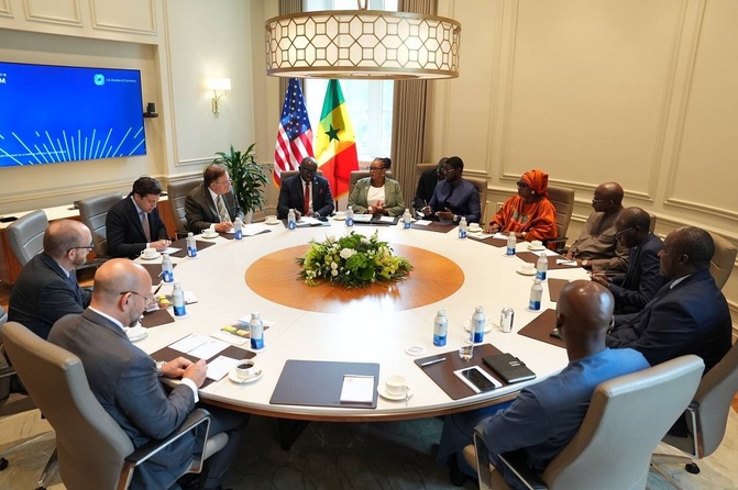 Le Président Diomaye Faye séduit les investisseurs à la Chambre de Commerce des États-Unis : Vers un guide d’investissement dédié au Sénégal Le Président Diomaye Faye séduit les investisseurs à la Chambre de Commerce des États-Unis : Vers un guide d’investissement dédié au Sénégal
