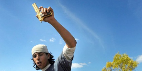 Libye - Sur la piste du pistolet en or de Kadhafi