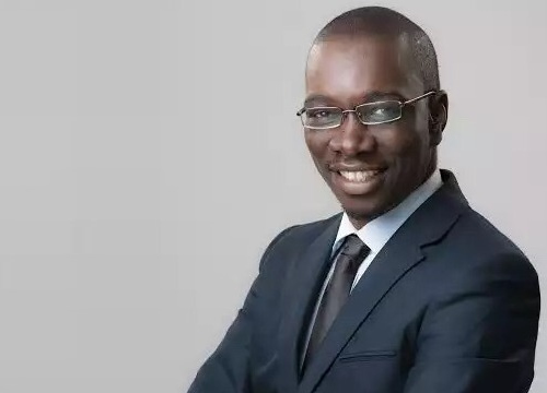 Rassemblement du Ps à Ngor : Me Moussa Bocar Thiam hué par des jeunes socialistes Rassemblement du Ps à Ngor : Me Moussa Bocar Thiam hué par des jeunes socialistes