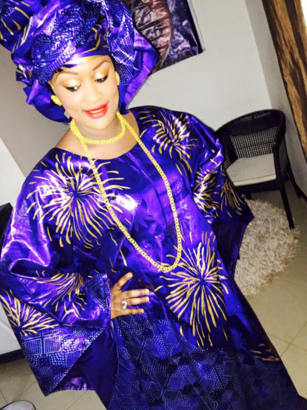 Titi : Ultra relookée en grand boubou