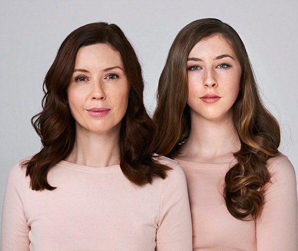 Voici 5 preuves qui montrent que les filles ressemblent de plus en plus à leurs mères en prenant de l'âge