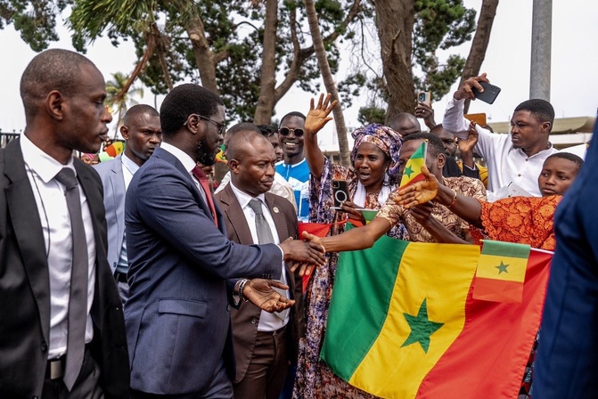 Bassirou Diomaye Faye en visite officielle hier à Lomé : la coopération bilatérale et les enjeux sécuritaires au cœur des échanges Bassirou Diomaye Faye en visite officielle hier à Lomé : la coopération bilatérale et les enjeux sécuritaires au cœur des échanges