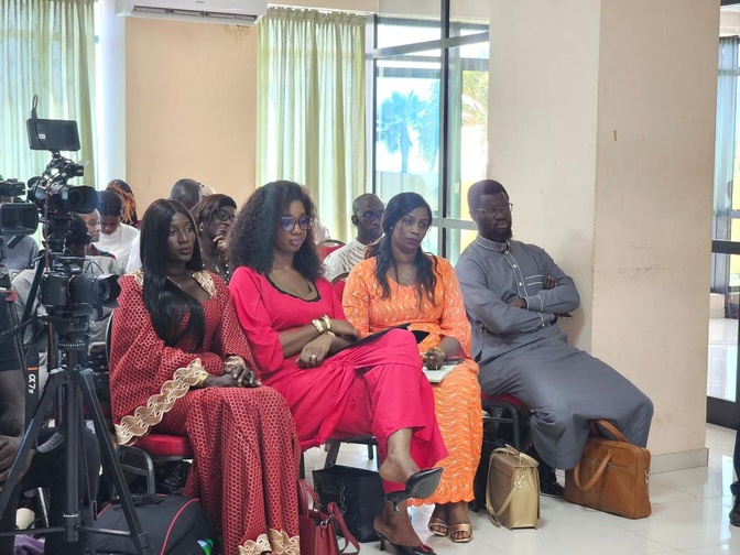 Hydrocarbures et économie : Avec "Face aux Reporters" ,  la CJRS ouvre un nouveau format de dialogue sur les enjeux pétroliers au Sénégal Hydrocarbures et économie : Avec "Face aux Reporters" ,  la CJRS ouvre un nouveau format de dialogue sur les enjeux pétroliers au Sénégal