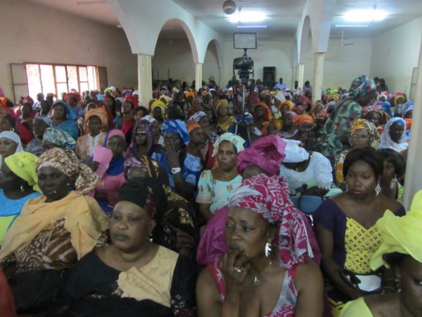 Photos - Moustapha Diop mobilise les femmes de Thiès : "C'est l'occasion pour vous d'enterrer politiquement Idrissa Seck"