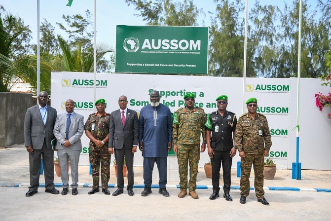 Pour la paix en Somalie : El Hadji Ibrahima Diène, un diplomatie sénégalais prend les rênes de l’AUSSOM Pour la paix en Somalie : El Hadji Ibrahima Diène, un diplomatie sénégalais prend les rênes de l’AUSSOM