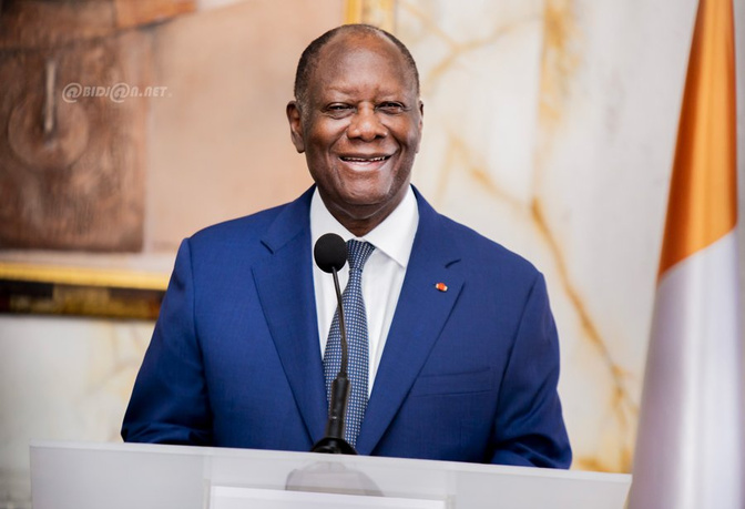 Présidentielle ivoirienne du 25 octobre : Alassane Ouattara annonce sa candidature