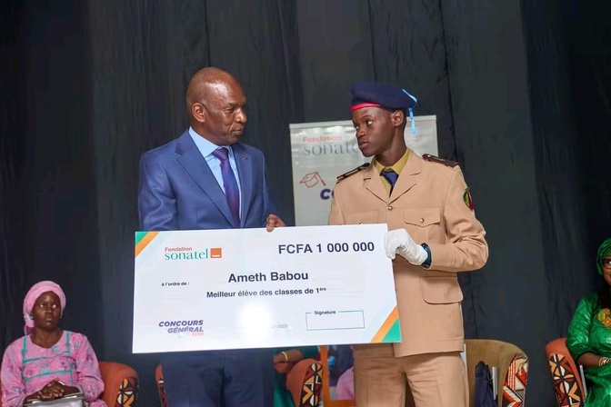 Concours général 2025 : La Fondation Sonatel honore l’Excellence et renouvelle son engagement pour l’Education au Sénégal Concours général 2025 : La Fondation Sonatel honore l’Excellence et renouvelle son engagement pour l’Education au Sénégal