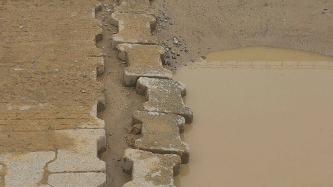 Tivaouane Peulh : une route laissée à l’abandon depuis deux ans, la population étouffe dans la poussière Tivaouane Peulh : une route laissée à l’abandon depuis deux ans, la population étouffe dans la poussière