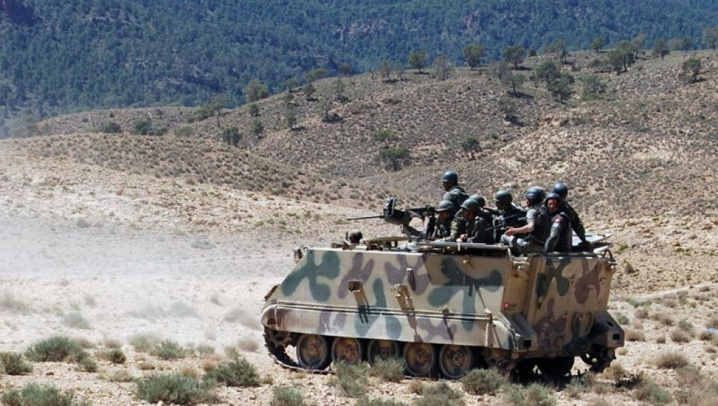 Tunisie : 5 hommes armés abattus par des militaires près de la frontière libyenne