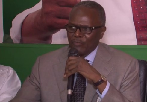 Bureau politique du Ps: Sans Khalifa Sall, Tanor et Cie appellent à voter "Oui" au référendum Bureau politique du Ps: Sans Khalifa Sall, Tanor et Cie appellent à voter "Oui" au référendum