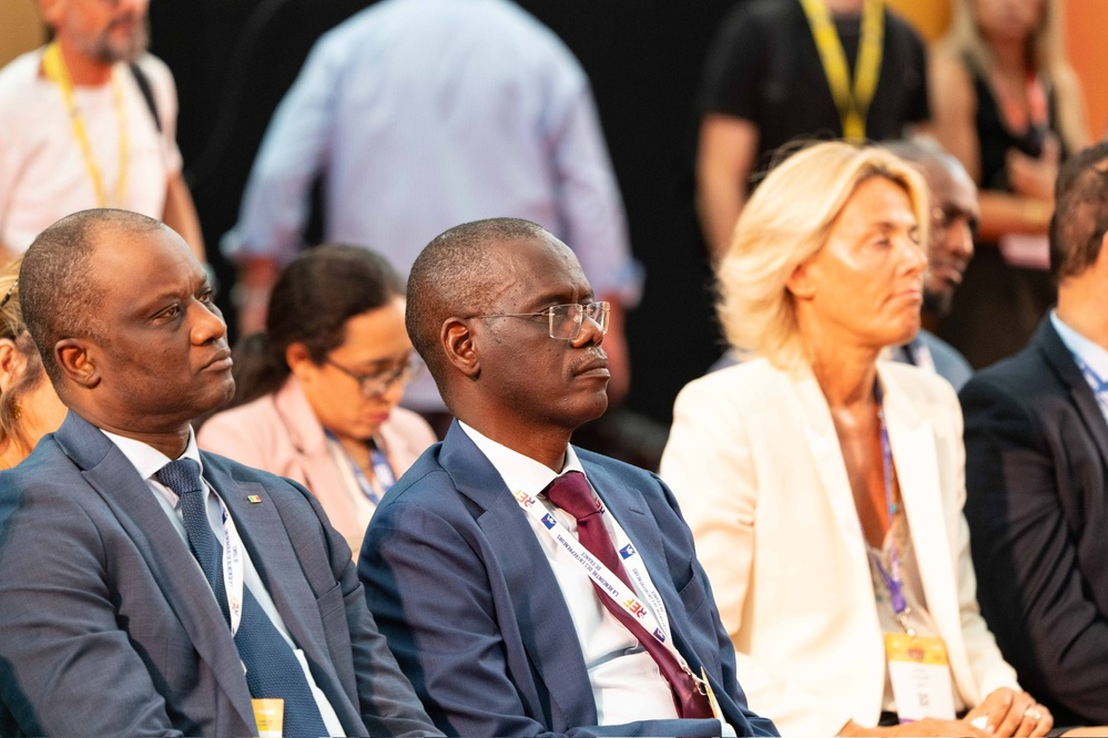 Bassirou Diomaye Faye à la REF 2025 : « Engager ensemble le match de l’avenir » Bassirou Diomaye Faye à la REF 2025 : « Engager ensemble le match de l’avenir »