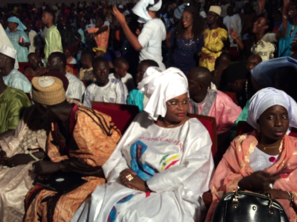 Keur Massar :  Le ministre Fatou Tambédou mobilise les femmes pour un "Oui" massif au référendum
