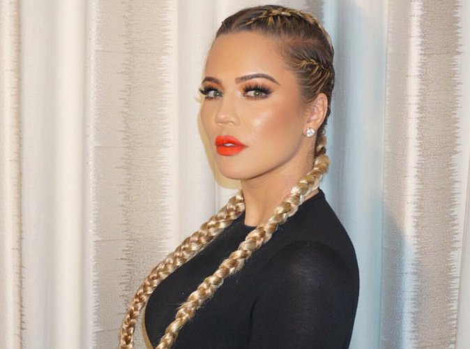 Khloe Kardashian : “pu**in ne parlez pas de mon père!”