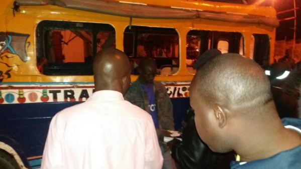 Patte d’Oie : Un apprenti car-rapide fonce sur une maman et sa fille... (Photos)