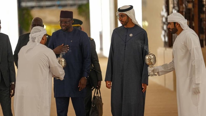 Ousmane Sonko est arrivé à Abu Dhabi : une mission stratégique aux Émirats Arabes Unis