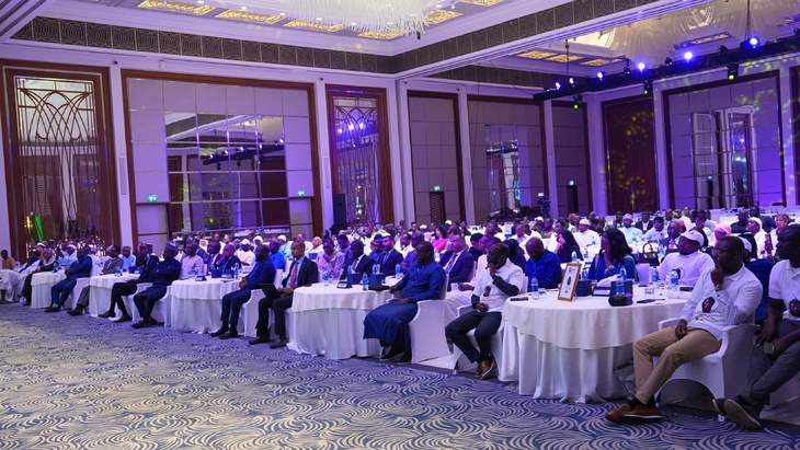 Photos / Emirats Arabes Unis : Ousmane Sonko, Premier ministre, a rencontré la communauté sénégalaise, ce jeudi Photos / Emirats Arabes Unis : Ousmane Sonko, Premier ministre, a rencontré la communauté sénégalaise, ce jeudi