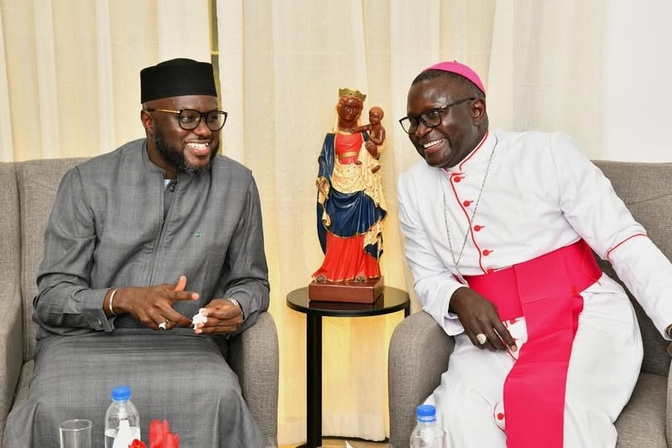 Dialogue interreligieux : Reçu par Monseigneur Guèye, le président de l’Assemblée El Malick Ndiaye salue le rôle de l’Église