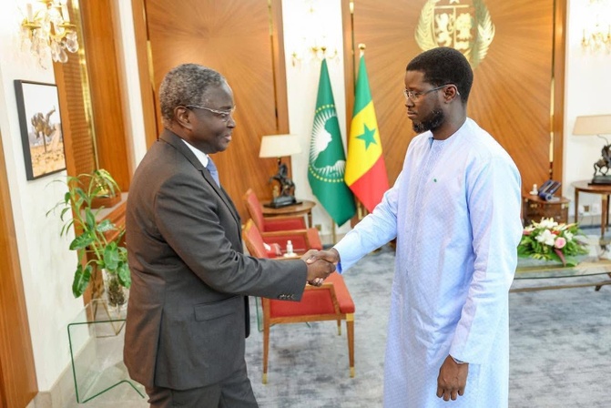 Audience : Le Président Bassirou Diomaye Faye a reçu Abdoulaye Diop, président de la Commission de l’UEMOA, ce vendredi