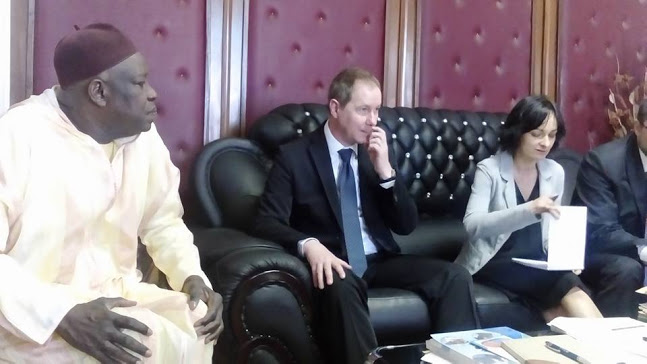 Les députés Mansour Sy Djamil Et Cheikhou Oumar Sy accueillent une délégation parlementaire de la République Tchèque Les députés Mansour Sy Djamil Et Cheikhou Oumar Sy accueillent une délégation parlementaire de la République Tchèque