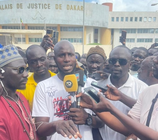 Procès entre les chauffeurs de taxis et les plateformes : le tribunal tranche en faveur de Yango, Yassir et Heetch