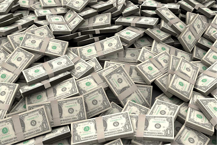 Bénéficiaire surprise de plusieurs millions d'euros : Il hérite d'une fortune grâce à un crachat sur un trottoir