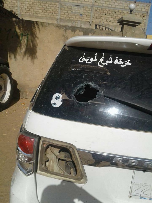 Touba: Sa voiture caillassée, Cissé Lô dégaine et tire