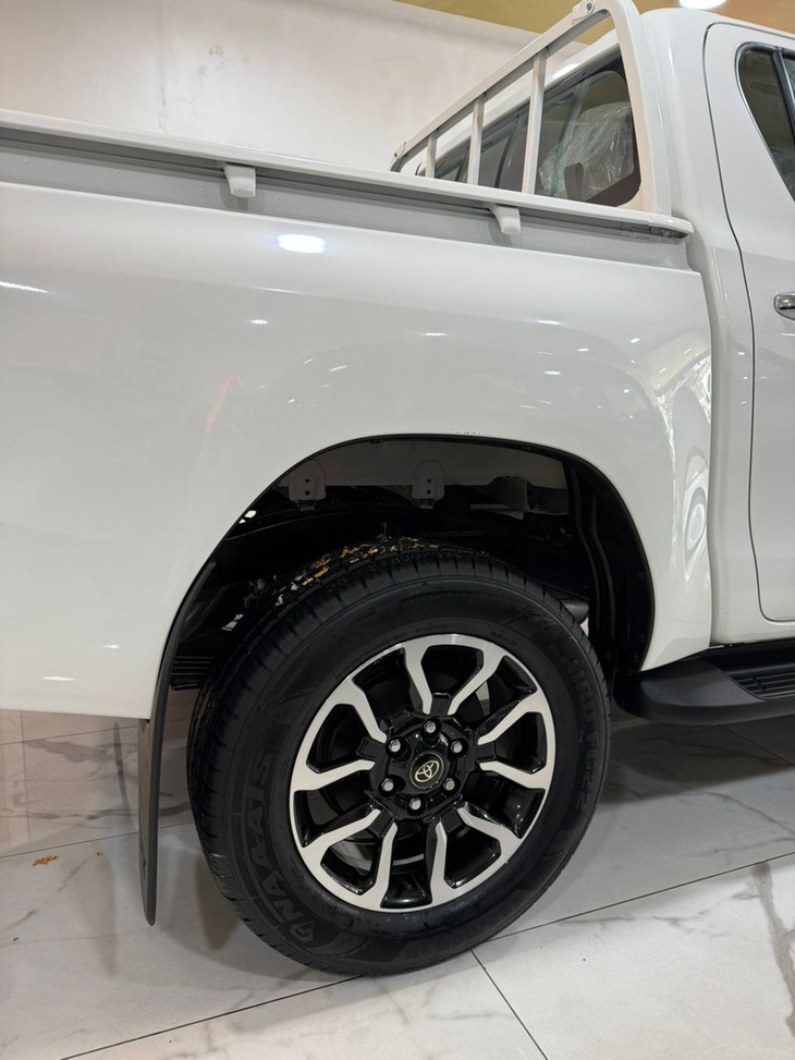 Photos+ Vidéo I Au Sénégal, Mansour Motors mise sur la solidité des pick-up Toyota