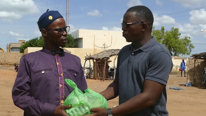 Distribution d'aquatabs dans le département de Dagana : Oumar Ndiaye, responsable de Pastef, soutient les populations vulnérables