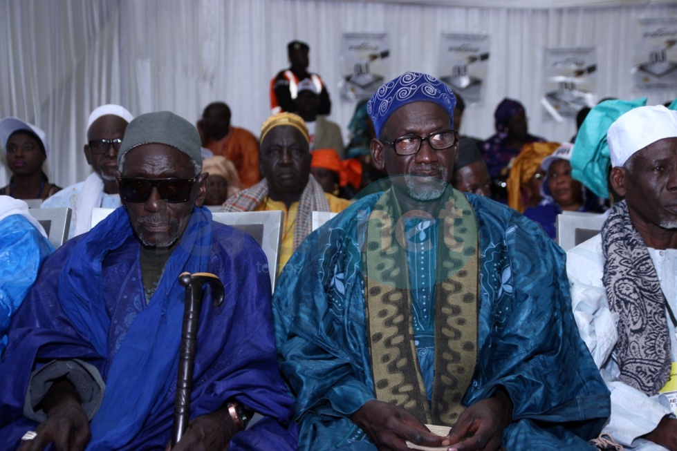 Référendum du 20 mars  : Revivez en images le meeting de Macky Sall à Guédiawaye