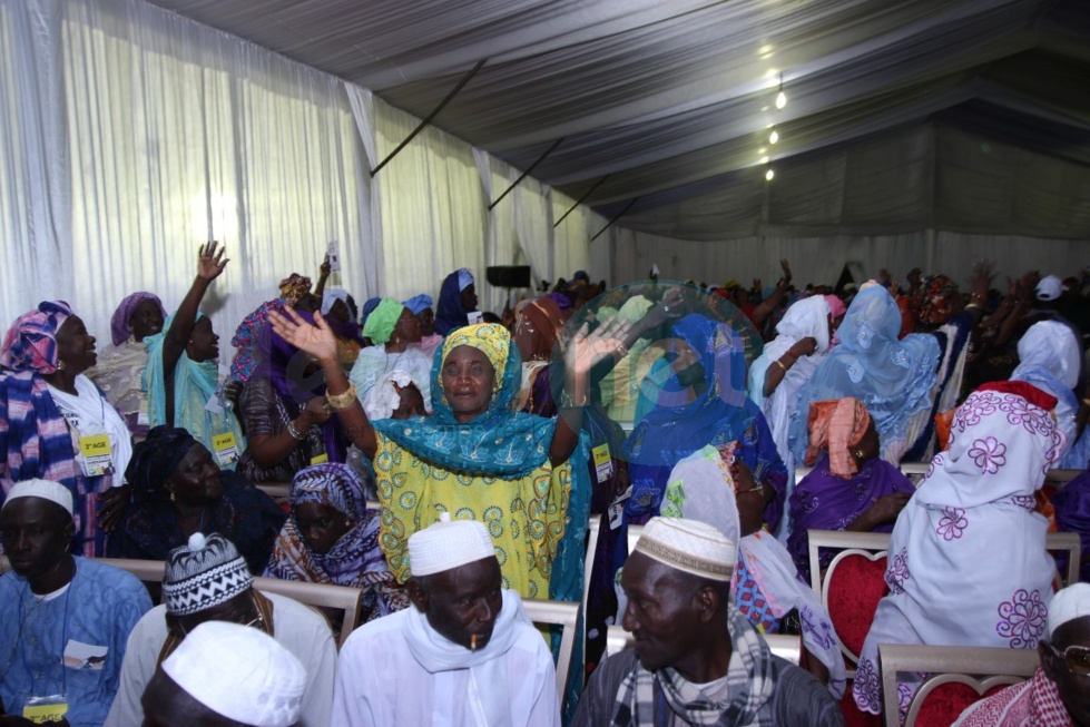 Référendum du 20 mars  : Revivez en images le meeting de Macky Sall à Guédiawaye