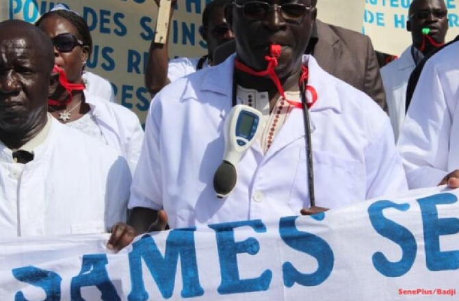 Le SAMES réclame deux mois d’arriérés à l’Agence de Régulation Pharmaceutique : “Un salaire retardé est un droit violé”