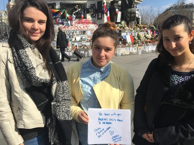 15 messages de soutiens de Paris aux Bruxellois