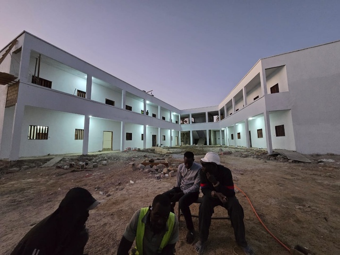 De la ruine à la lumière : 150 millions FCfa pour la renaissance de l’école Fandéry Koné, un acte fort du maire Mansour Faye pour Khor