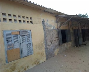 De la ruine à la lumière : 150 millions FCfa pour la renaissance de l’école Fandéry Koné, un acte fort du maire Mansour Faye pour Khor