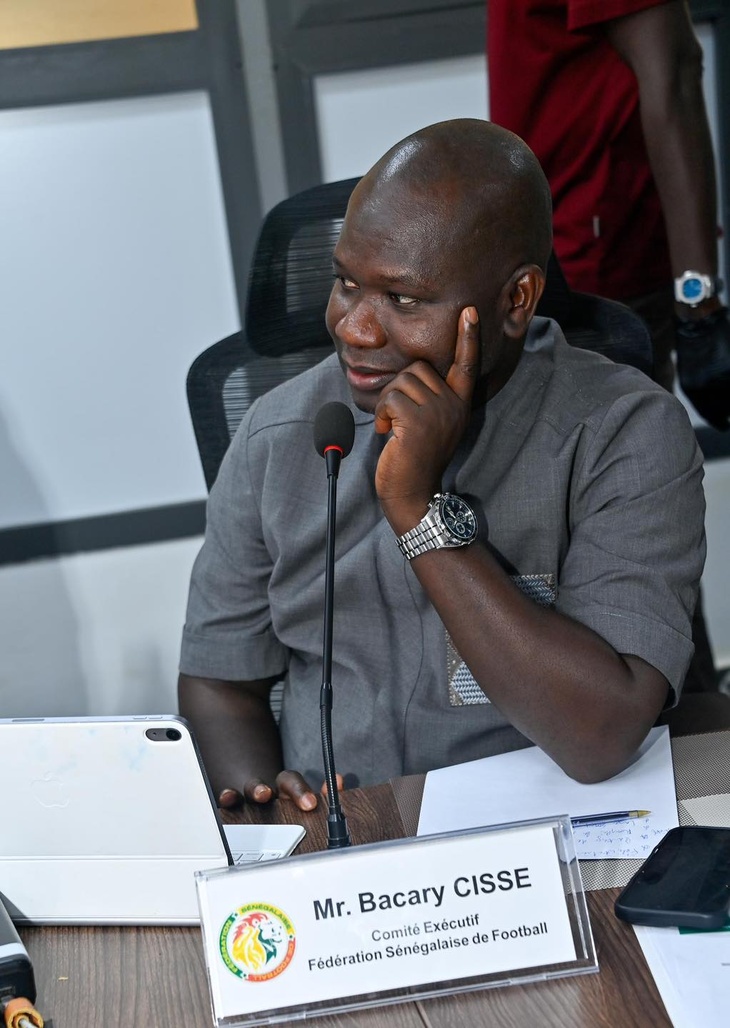Photos/ Sous la présidence de M. Abdoulaye Fall : Première réunion du nouveau Comité Exécutif de la Fédération Sénégalaise de Football Photos/ Sous la présidence de M. Abdoulaye Fall : Première réunion du nouveau Comité Exécutif de la Fédération Sénégalaise de Football