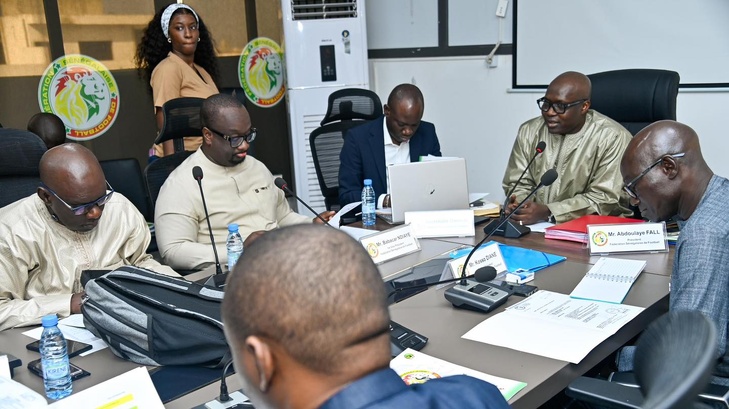 Photos/ Sous la présidence de M. Abdoulaye Fall : Première réunion du nouveau Comité Exécutif de la Fédération Sénégalaise de Football Photos/ Sous la présidence de M. Abdoulaye Fall : Première réunion du nouveau Comité Exécutif de la Fédération Sénégalaise de Football