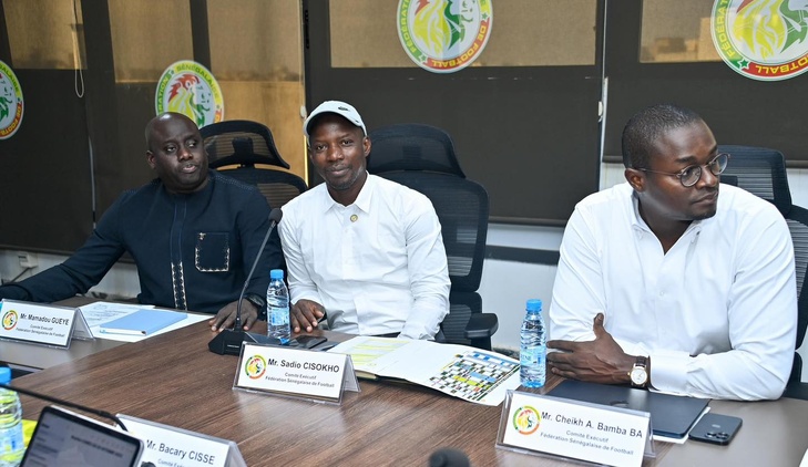 Photos/ Sous la présidence de M. Abdoulaye Fall : Première réunion du nouveau Comité Exécutif de la Fédération Sénégalaise de Football Photos/ Sous la présidence de M. Abdoulaye Fall : Première réunion du nouveau Comité Exécutif de la Fédération Sénégalaise de Football