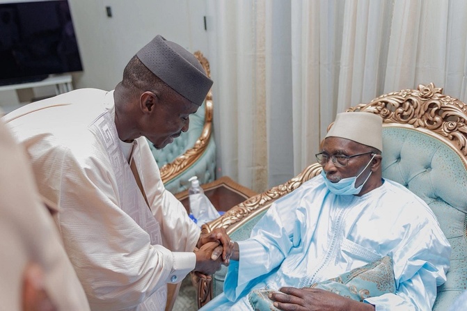 Tivaouane : Le ministre de l’Intérieur reçu par le Khalife général des Tidianes