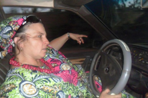 Incroyable mais vrai:  Une Française chauffeur de taxi à Bamako