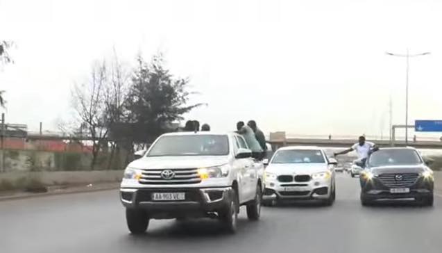 Photos : Les premières images du depart de Ousmane SONKO du petit palais vers le stade Leopold Sedar SENGHOR