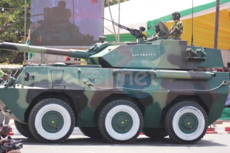Défilé du 4 avril 2016: l'armée sénégalaise dévoile sa nouvelle puissance de feu (images)