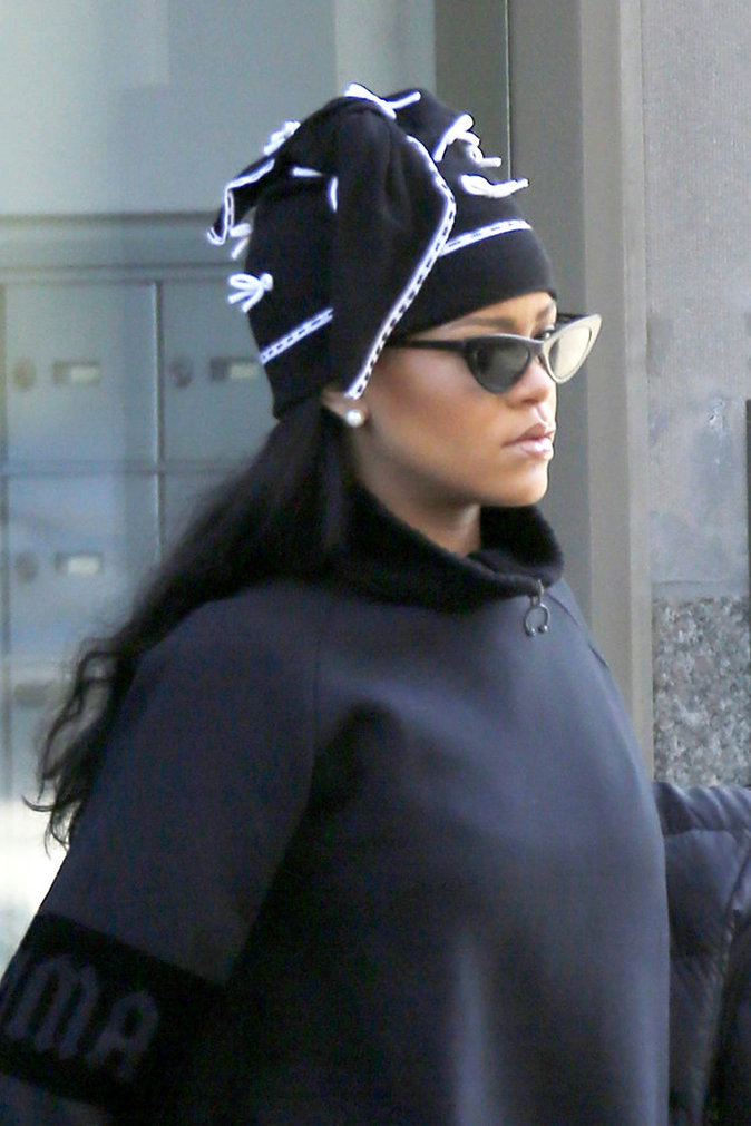 Photos - Rihanna : elle débarque dans la ville de Drake !