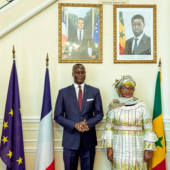 Visite d’une délégation de la DER/FJ à l’ambassade du Sénégal à Paris Visite d’une délégation de la DER/FJ à l’ambassade du Sénégal à Paris